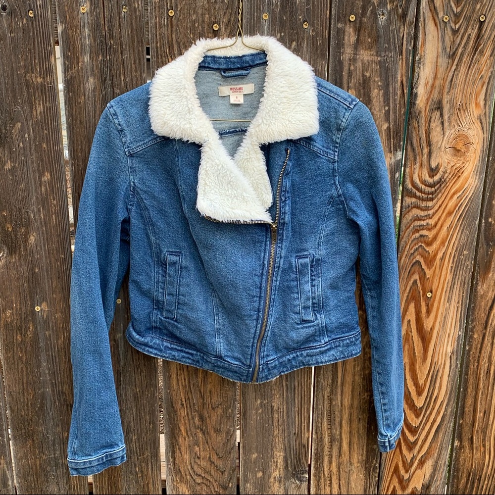 Faux Sherpa Collar Denim Jacket
